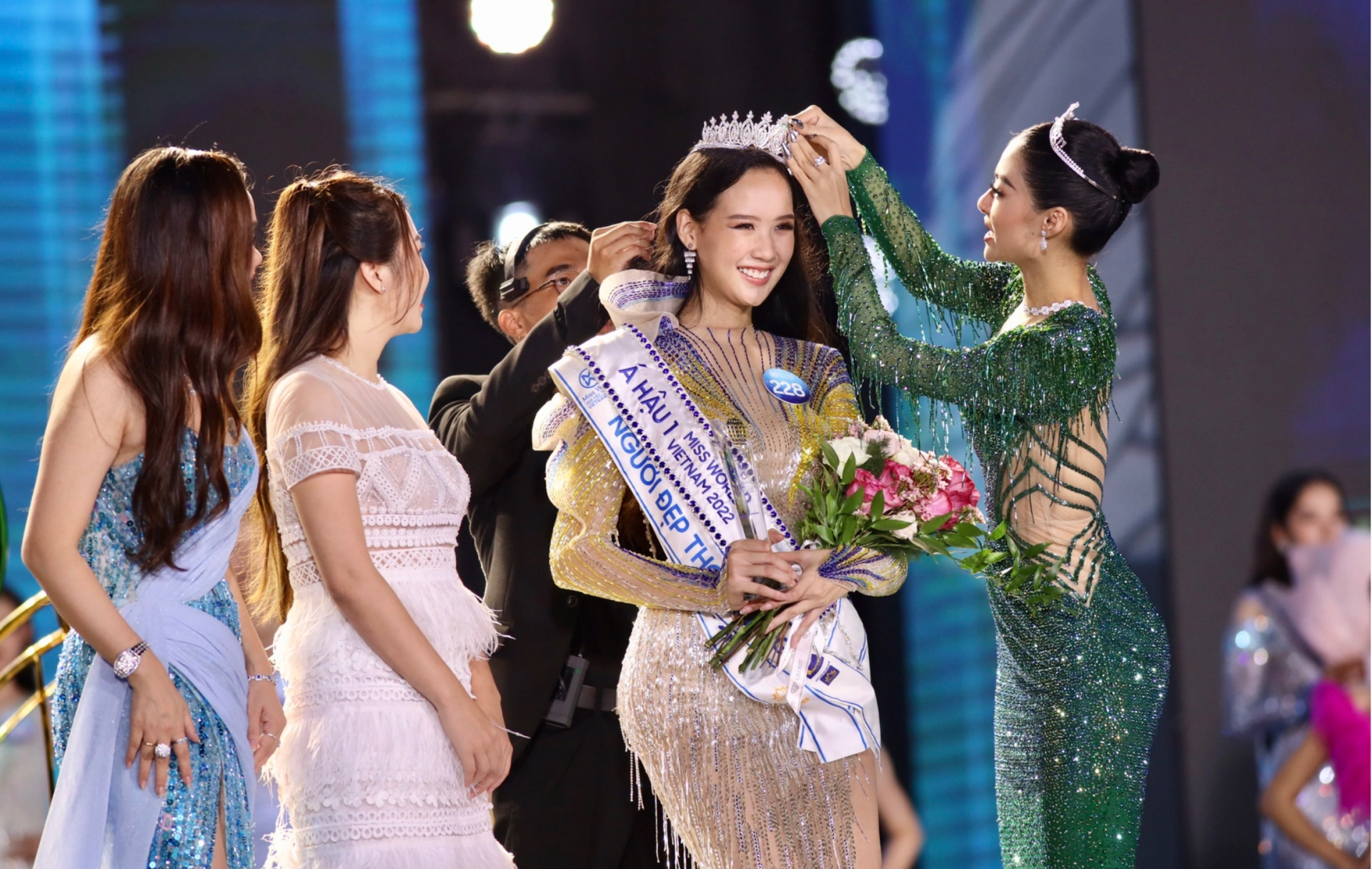 Top 3 Miss World Vietnam 2022 nhận được bao nhiêu tiền thưởng- Ảnh 1