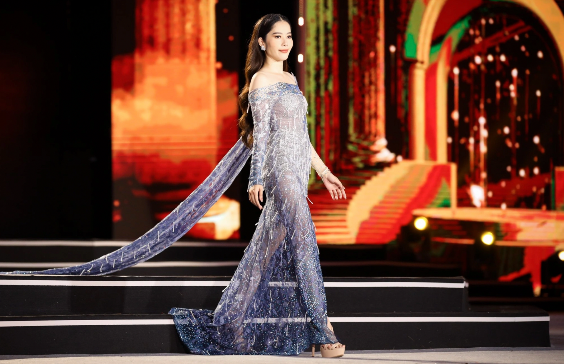 Nam Em dừng chân ở Top 10 nhưng vẫn được đội vương miện Hoa hậu? - Ảnh 5