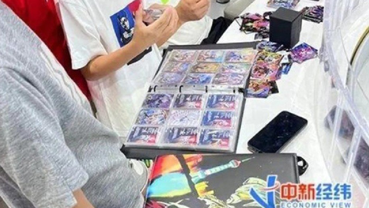 Ông bố chi 7 tỷ mua thẻ siêu nhân Ultraman cho con