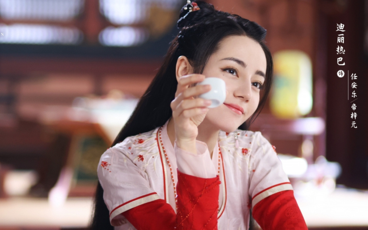 Nên duyên với Tiêu Chiến, Định Lệ Nhiệt Ba khó vượt tình cũ Dương Tử- Ảnh 4