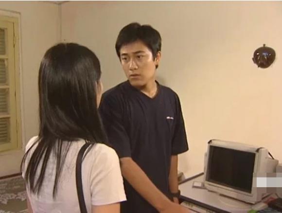 Hot boy “Phía Trước Là Bầu Trời” sau 21 năm: Phong độ điển trai, cuộc đời bình lặng- Ảnh 1