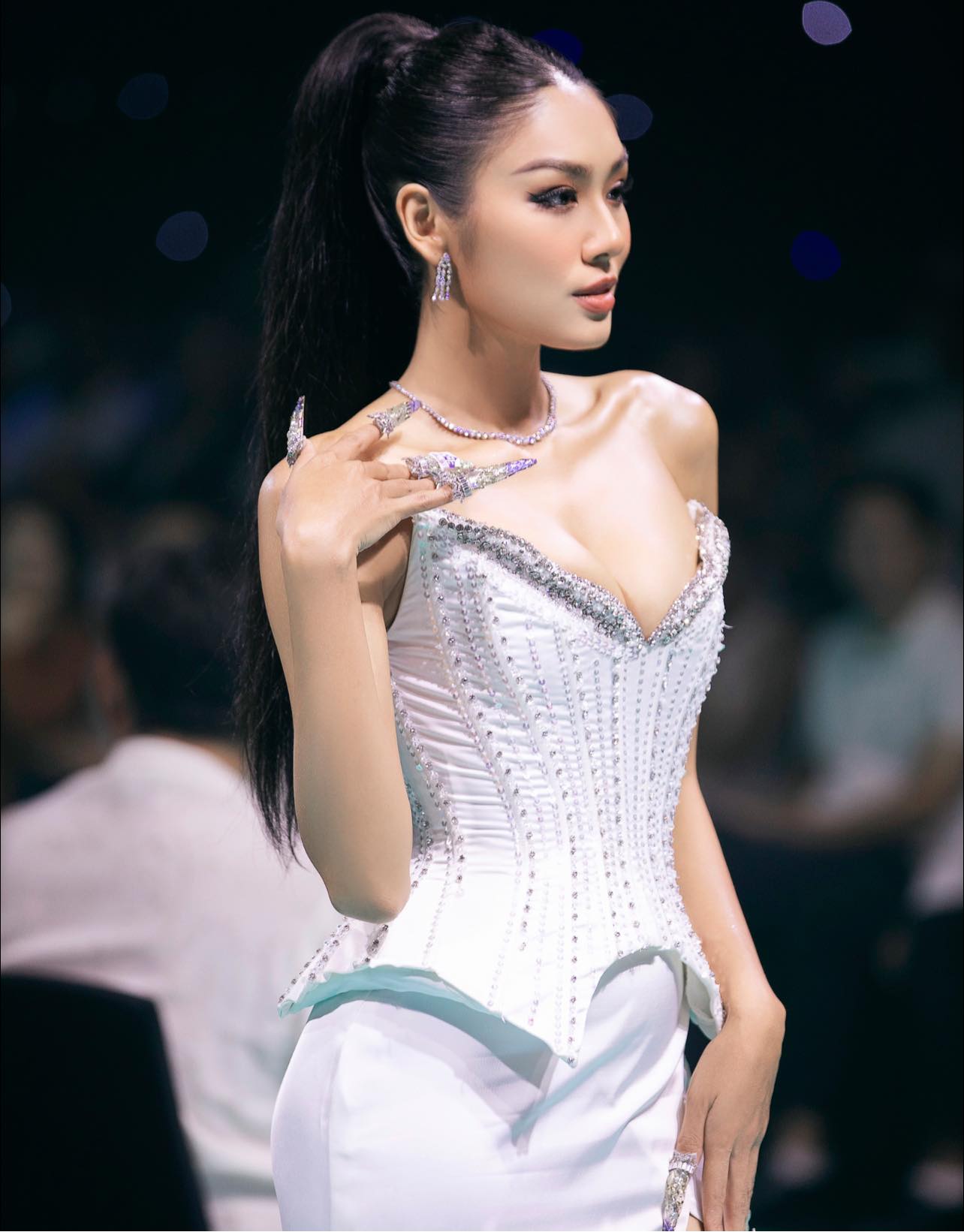 CEO Bảo Hoàng ngầm khẳng định vé thi Miss Universe 2023 của Á hậu Thảo Nhi? - Ảnh 2