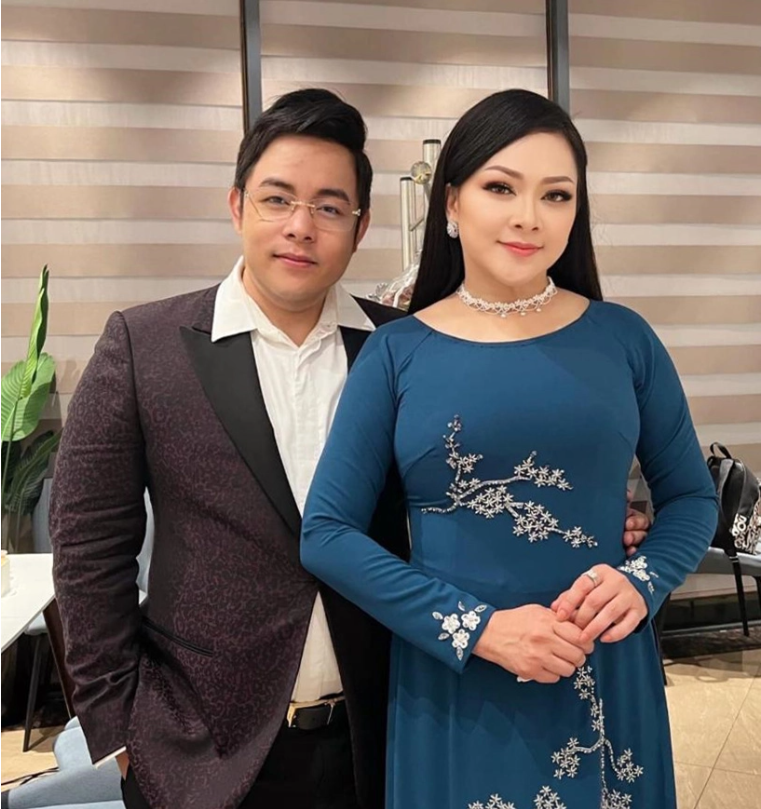 Mức cát-xê đắt đỏ của Quang Lê, nửa tỷ đồng cho một show đám cưới- Ảnh 2