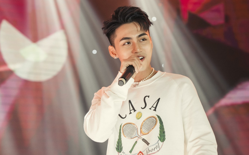 Sơn Tùng nhận 30 ngàn câu trả lời khi hỏi fans muốn gì, muốn anh yêu và cưới- Ảnh 1