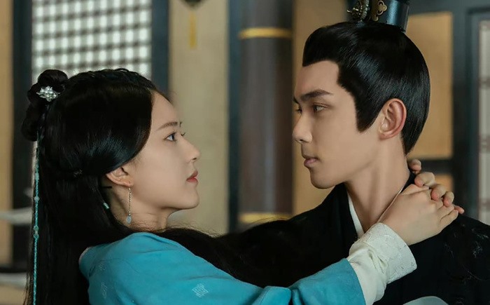 Triệu Lộ Tư xinh như “bình rượu mơ” ngọt ngào với mái tóc hồng- Ảnh 1