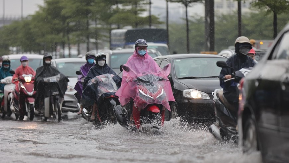Hà Nội mưa to 2 ngày liên tiếp, miền Bắc khả năng có lũ do bão Maon
