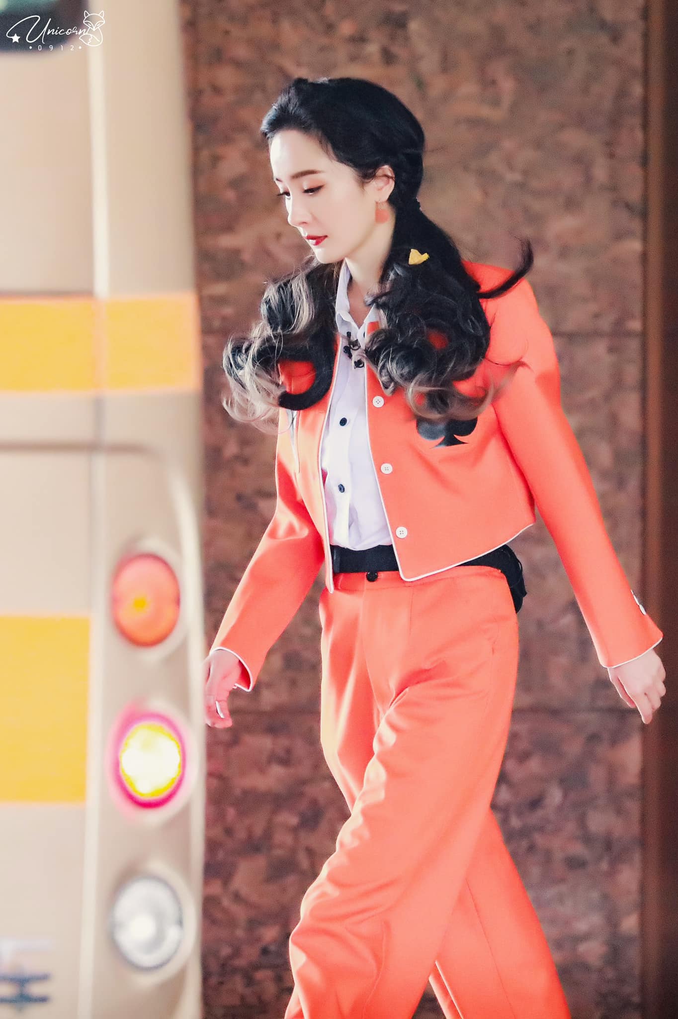 Dương Mịch trở lại nơi gặp tai nạn rách khóe mắt, vết thương như có như không- Ảnh 2