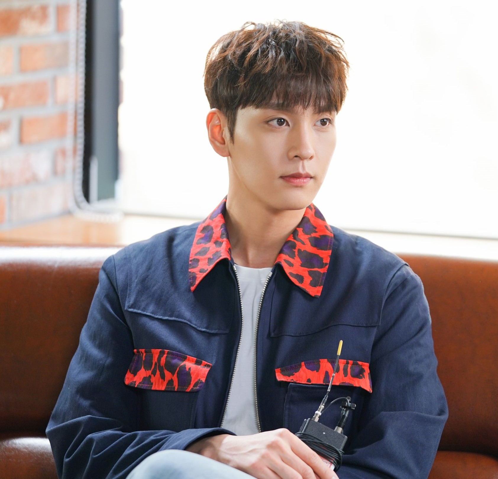 Park Shin Hye “gái 1 con trông mòn con mắt, về dáng nuột nà khó tin- Ảnh 1