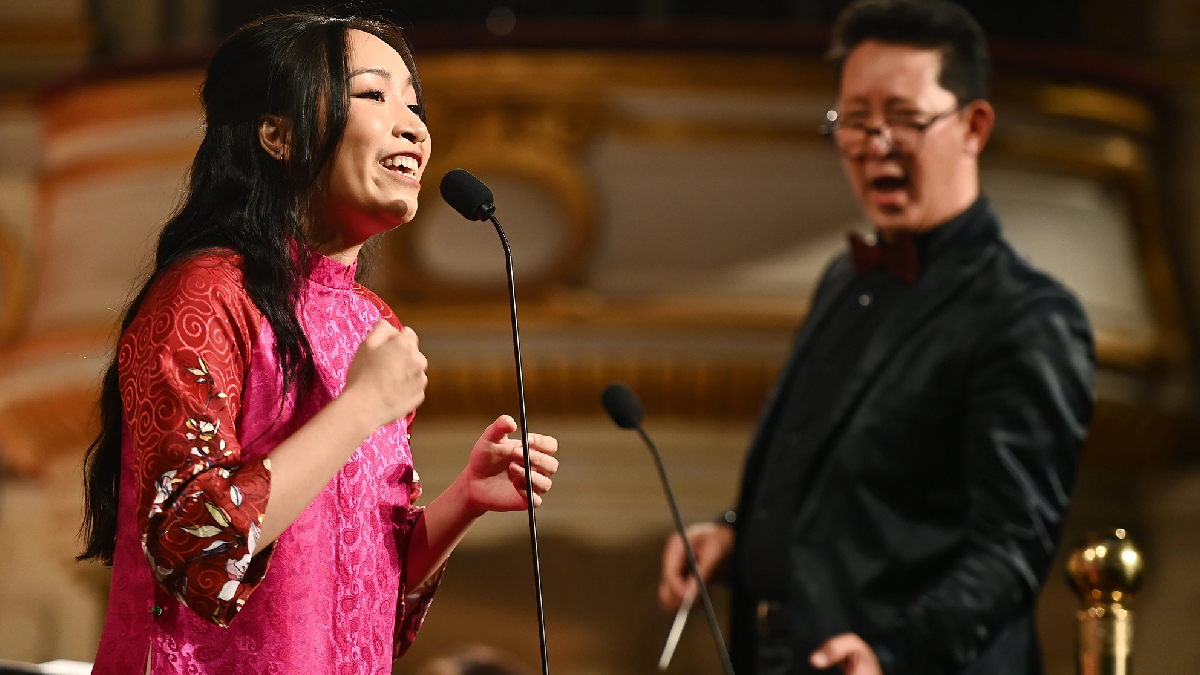 Có mẹ là Diva, Mỹ Anh vẫn bị chê “còn non” khi hát với dàn nhạc giao hưởng