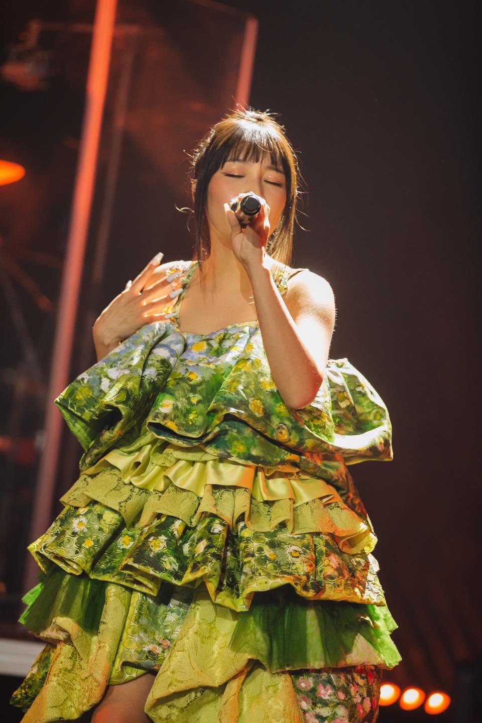 Có mẹ là Diva, Mỹ Anh vẫn bị chê “còn non” khi hát với dàn nhạc giao hưởng - Ảnh 3