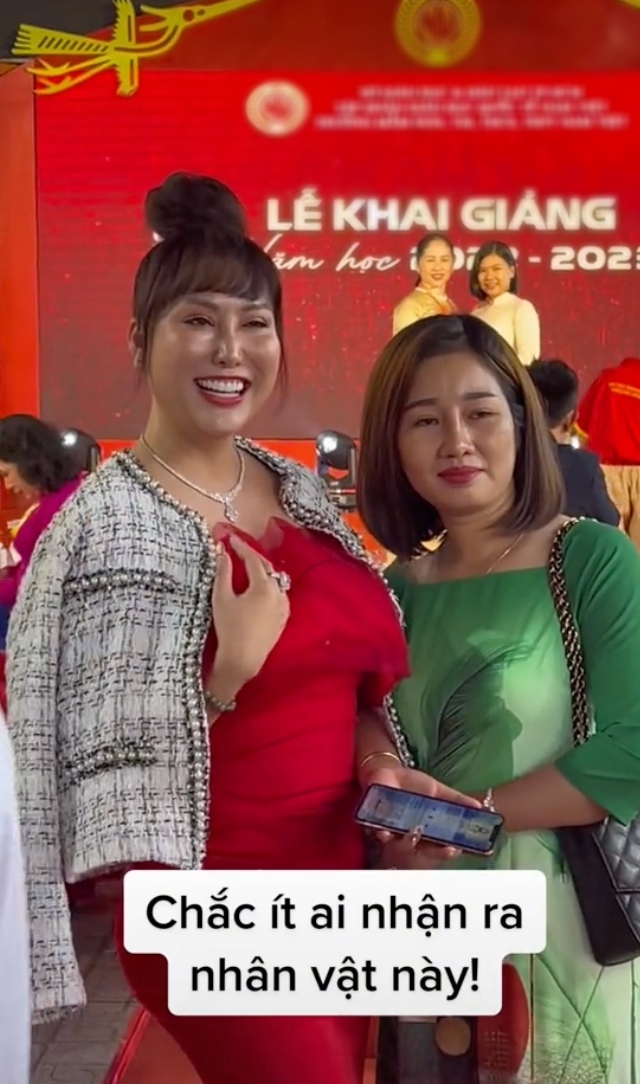 Phi Thanh Vân lộ ảnh mặt sưng phù cùng vòng 1 “bội thực