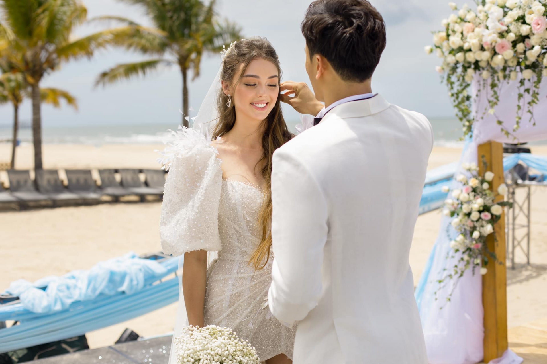 Vợ Tây Bùi Tiến Dũng khoe bụng bầu 7 tháng: Body không đổi, bụng không một vết rạn- Ảnh 3