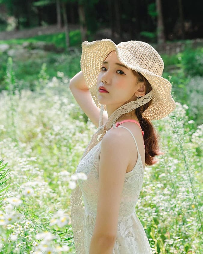 Đối phó mùa rụng tóc với những cách đơn giản nhất được các chuyên gia bật mí- Ảnh 1