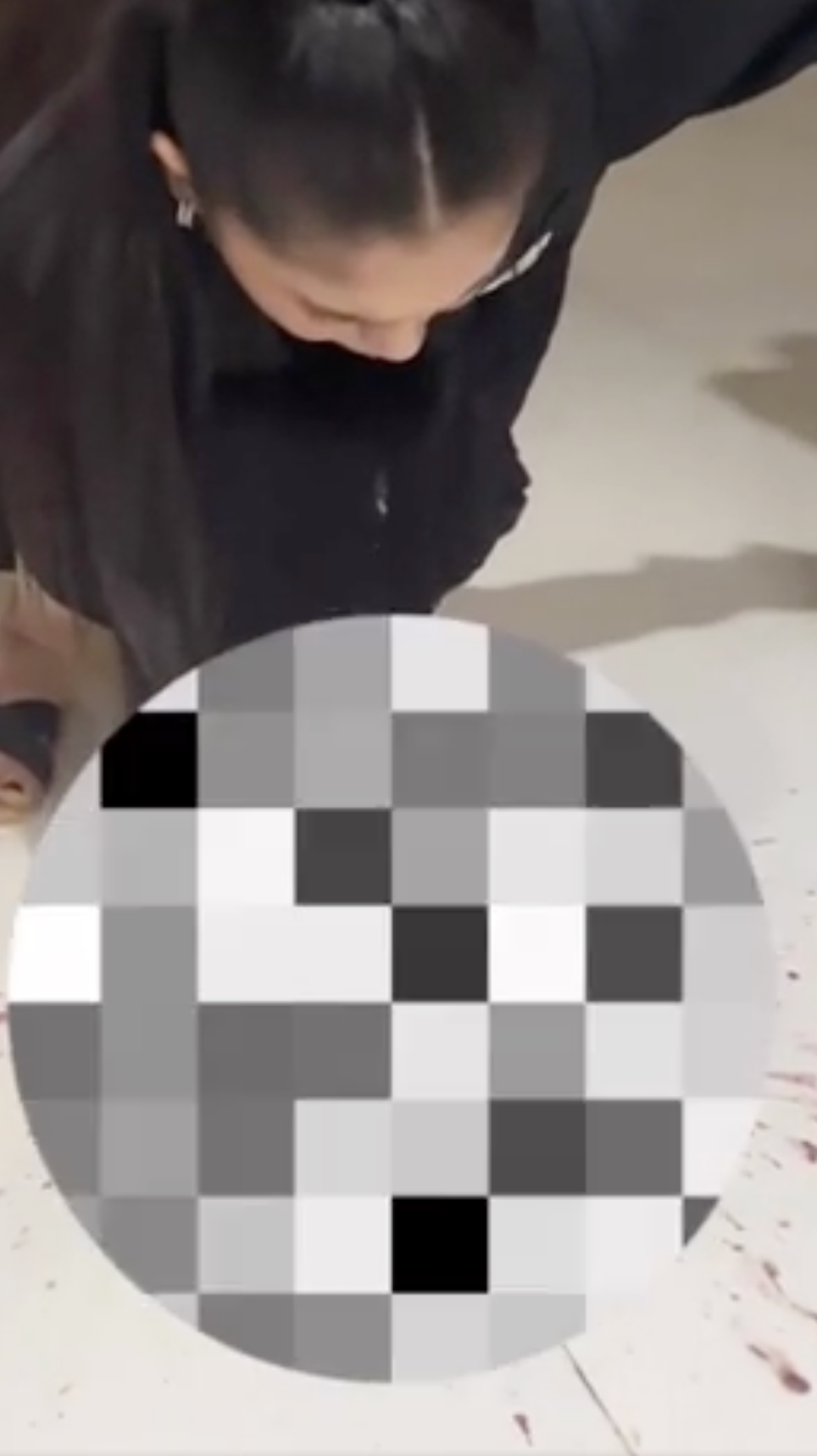 Ngán ngẩm Ngọc Trinh say xỉn “beautiful” tung toé khắp biệt thự triệu đô- Ảnh 1