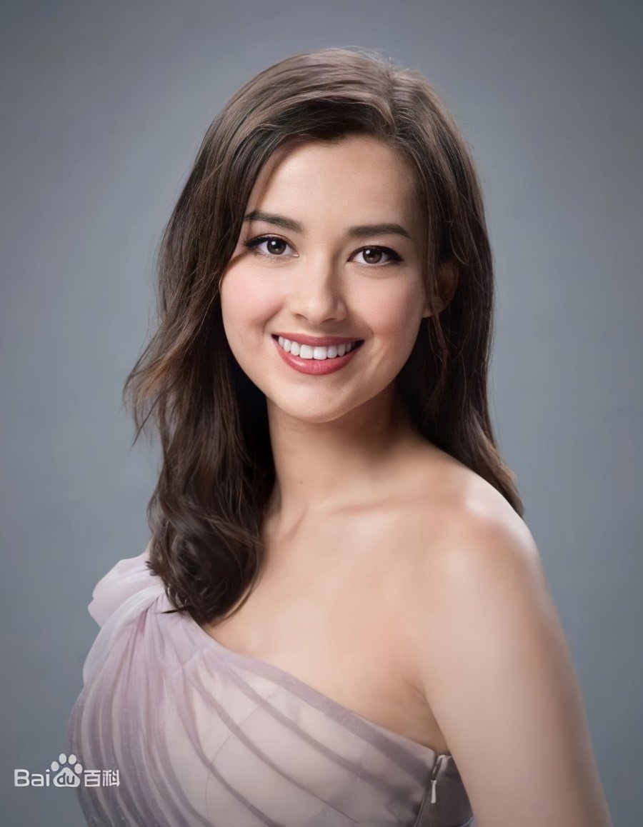 Hoa hậu đẹp nhất Hồng Kông “thất nghiệp”, phải bán hàng online để kiếm sống- Ảnh 2