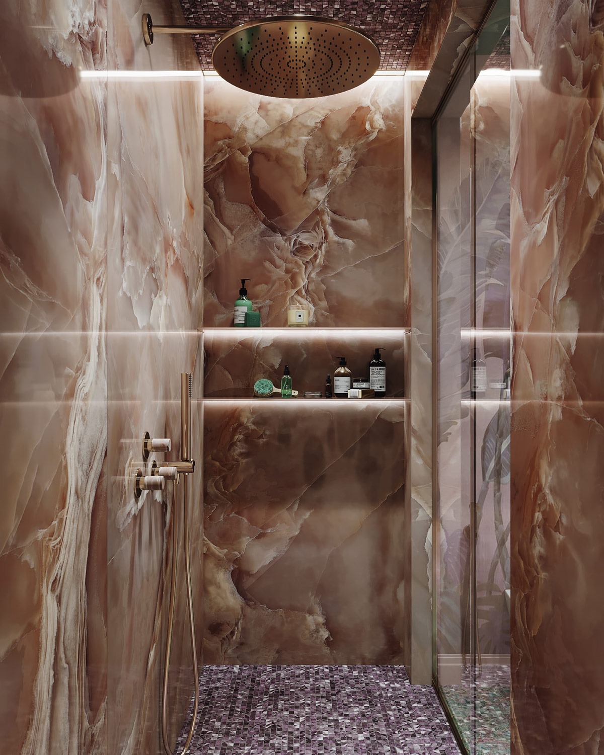 Đá granite màu caramel tạo nên bức tường phòng tắm sáng bóng và sang trọng, trần và sàn buồng tắm được lấp đầy bởi gạch mosaic màu tím mộng mơ.