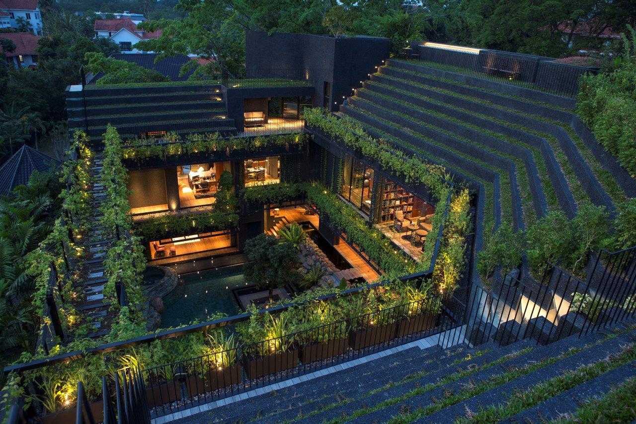 Ngẩn ngơ trước biệt thự gần 1.400m² rợp bóng cây xanh tại Singapore - Ảnh 1