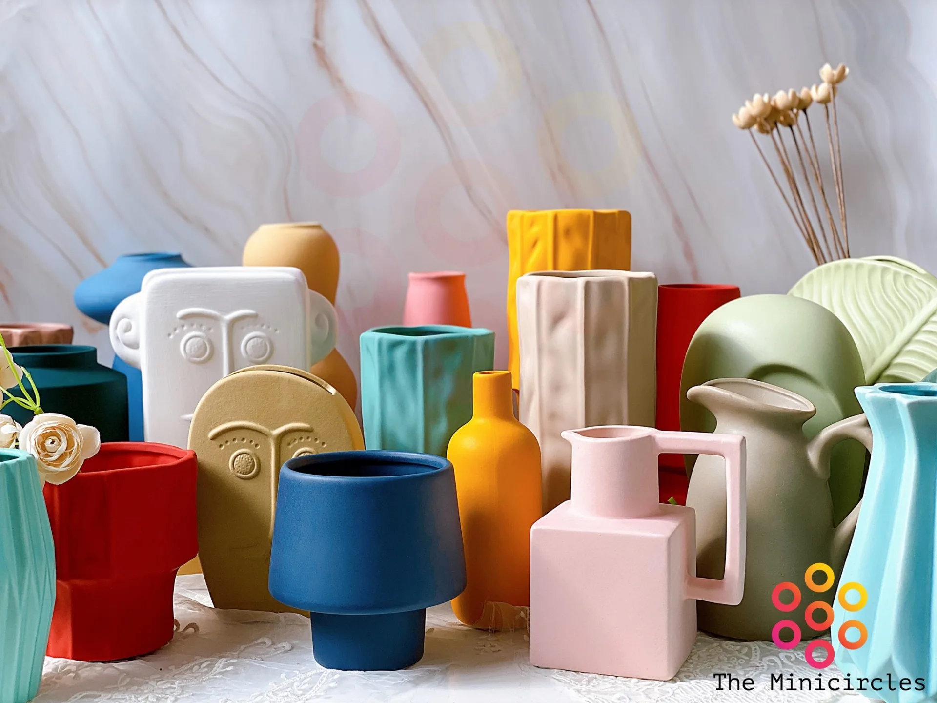 Những thiết kế lọ gốm và sứ tuyệt đẹp khiến bạn ngắm không rời mắt - Ảnh 1