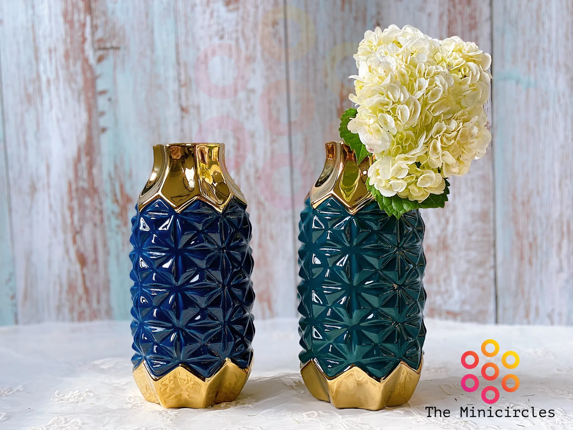 Những thiết kế lọ gốm và sứ tuyệt đẹp khiến bạn ngắm không rời mắt - Ảnh 12