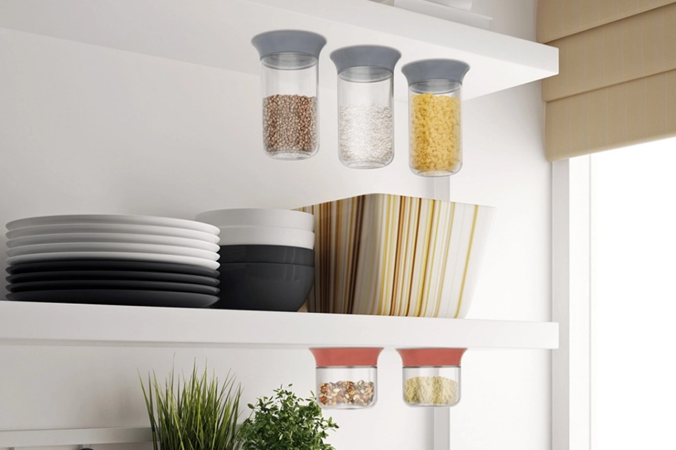 Sản phẩm sử dụng lực hút để có thể tối ưu hóa không gian lưu trữ trong phòng bếp.