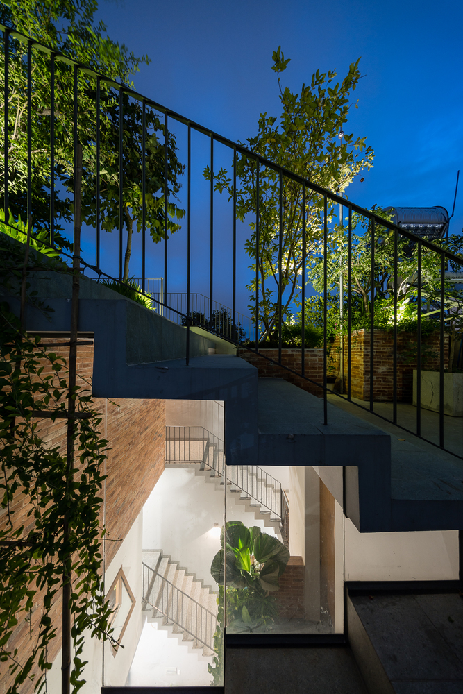 Park Roof House: Ngôi nhà sở hữu 'công viên' trên sân thượng tuyệt đẹp tại Sài Gòn - Ảnh 15
