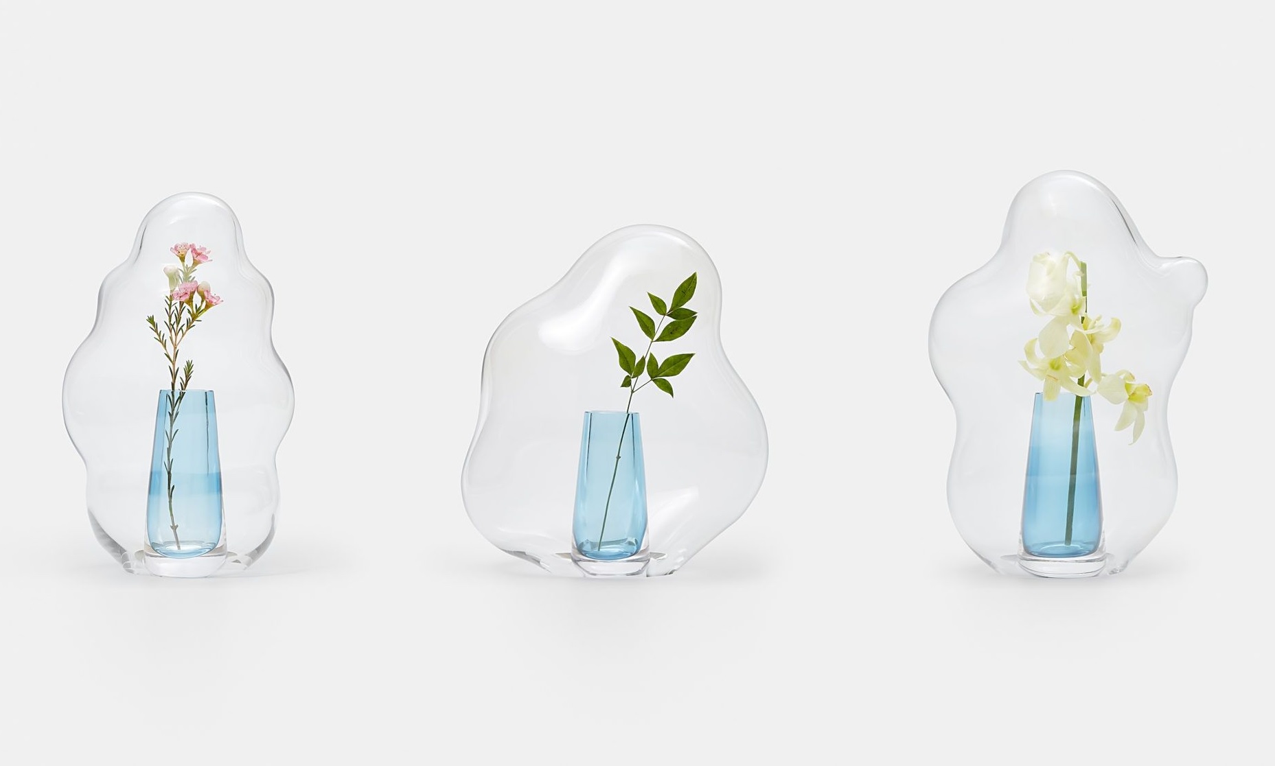 Bubble, đám mây thủy tinh biến bình hoa thành tác phẩm nghệ thuật