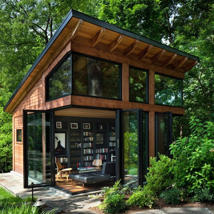 Ngôi nhà nhỏ với diện tích chỉ khoảng 37m² được thiết kế bởi Harrison Design là nơi nghỉ dưỡng và làm việc của một nhà văn.