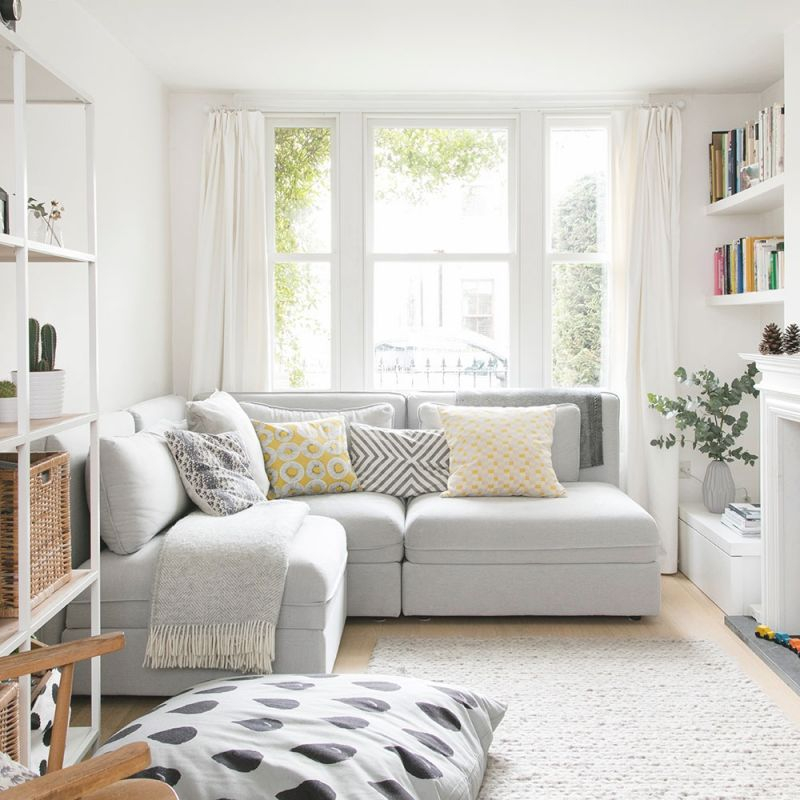 Một chiếc ghế sofa góc (chữ L) sẽ giúp bạn tối ưu hóa không gian phòng khách.