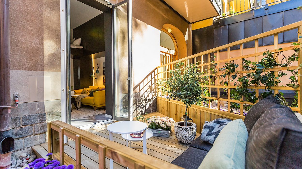 Căn hộ mini vỏn vẹn 16m² nhưng sở hữu ban công thoáng mát, đẹp ngất ngây