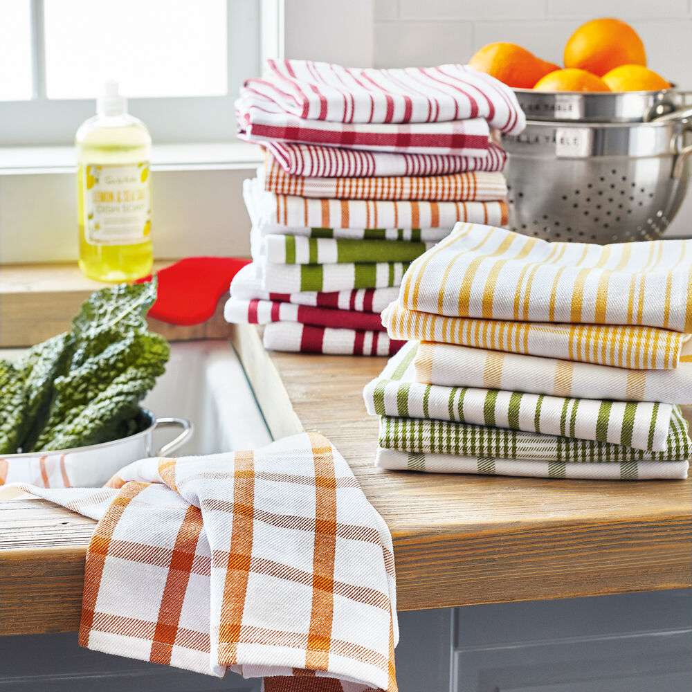 Hãy tinh tế ngay cả khi lựa chọn khăn lau, quy ước bằng màu sắc để đảm bảo vệ sinh và thẩm mỹ trong bếp nhé!