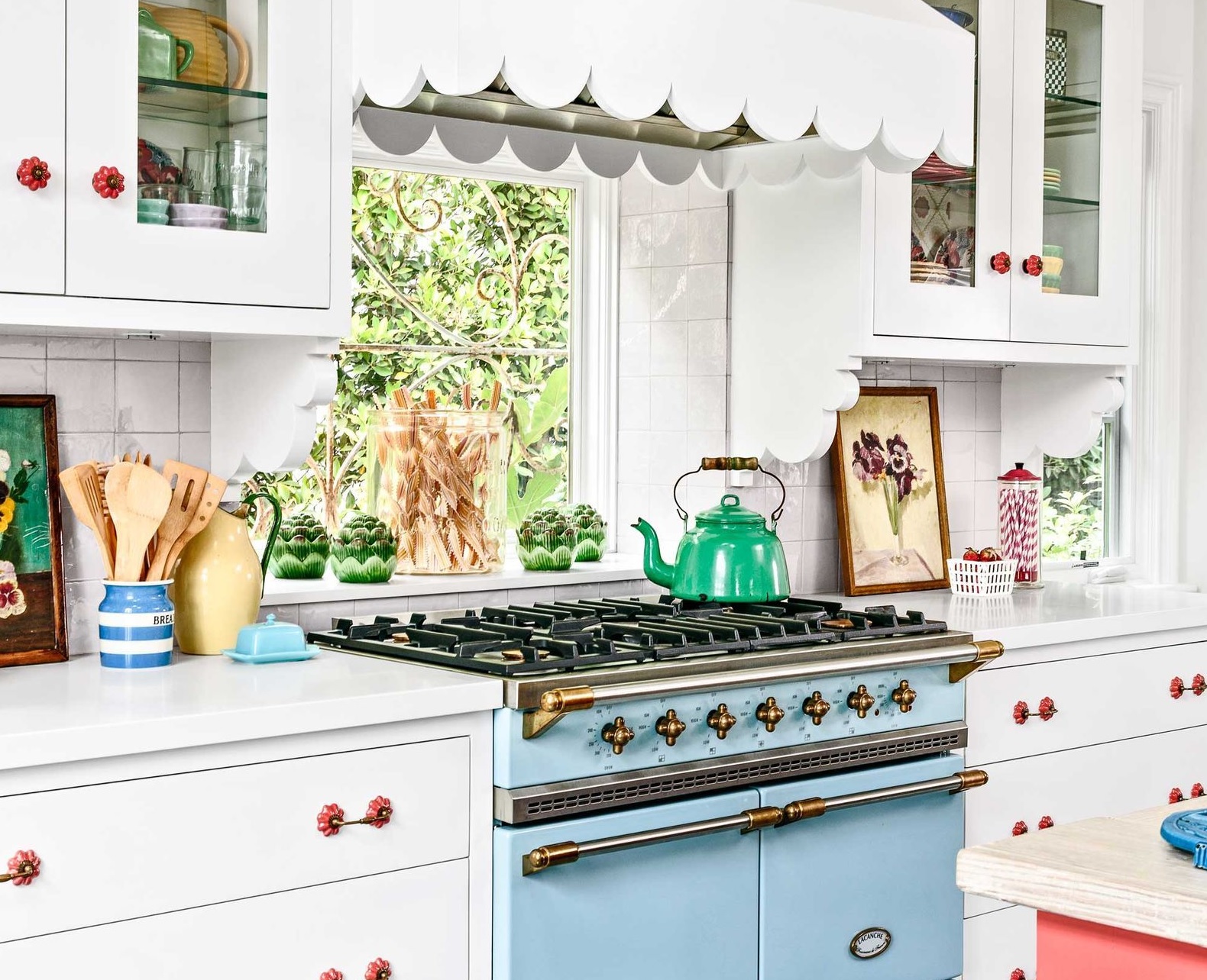 Ngắm 9 phòng bếp thiết kế theo phong cách vintage cho người yêu nét đẹp cổ điển nhẹ nhàng