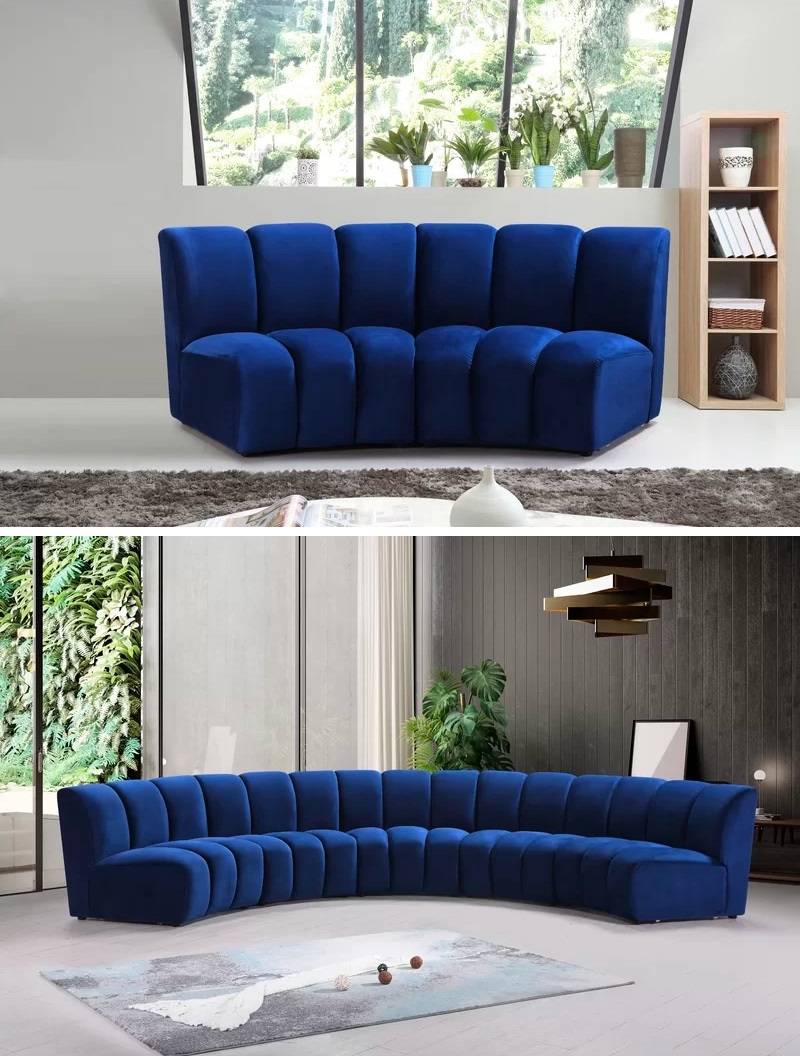Sofa module thiết kế với đường cong quyến rũ, mang vẻ đẹp đương đại với chất liệu bọc vải nhung xa hoa, êm ái cùng gam màu xanh coban sang trọng. Khung sofa bằng gỗ bạch dương chắc chắn, những phần ghép nối với nhau tạo thành đường cong cho cảm giác quây quần, gần gũi trong phòng khách.