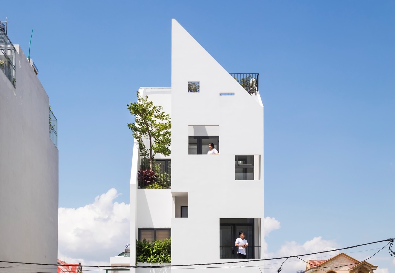 Liên Thông House: Giải pháp thoáng mát cho nhà hướng Tây, xóa nhòa ranh giới giữa các không gian