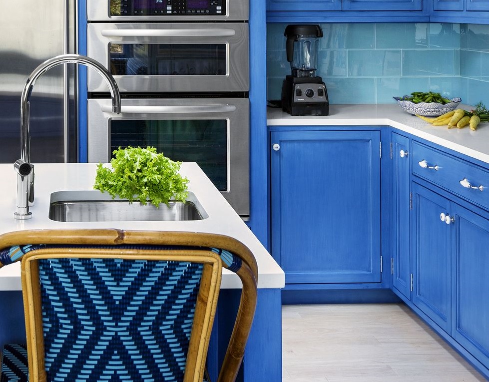 Gam màu xanh lam: Ý tưởng tuyệt về để trang trí phòng bếp