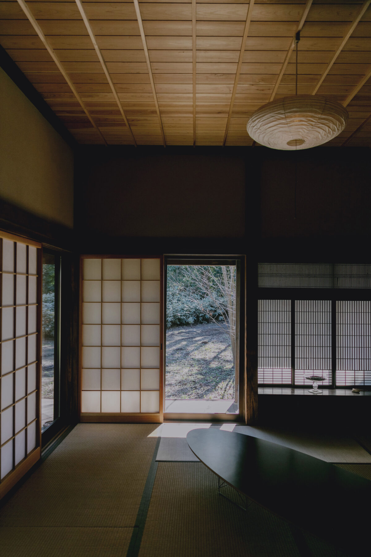 Vẻ đẹp của các chi tiết như cửa trượt Shoji, khung gỗ, nội thất,... được bảo toàn gần như nguyên vẹn theo thời gian mà không phải nghệ nhân nào thời nay cũng có thể thực hiện được.