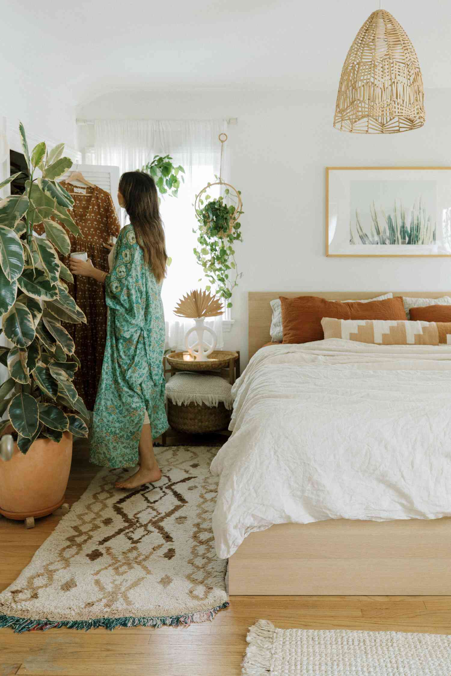 Phòng ngủ theo phong cách Bohemian là lựa chọn hoàn hảo cho những tâm hồn bay bổng, yêu nghệ thuật và cái đẹp.