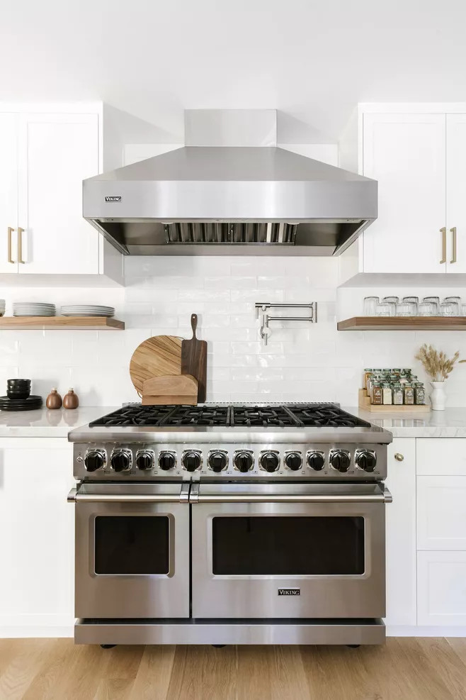 Nâng cấp thiết bị, dụng cụ nhà bếp sẽ tạo nên sự tiện nghi khi nấu nướng.