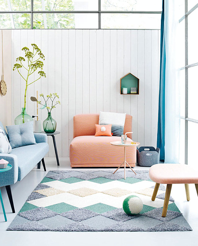Thay bọc vải sofa, rèm che cửa sổ, bộ ga trải giường,,... màu pastel là cách nhanh chóng để nâng cấp không gian sống.