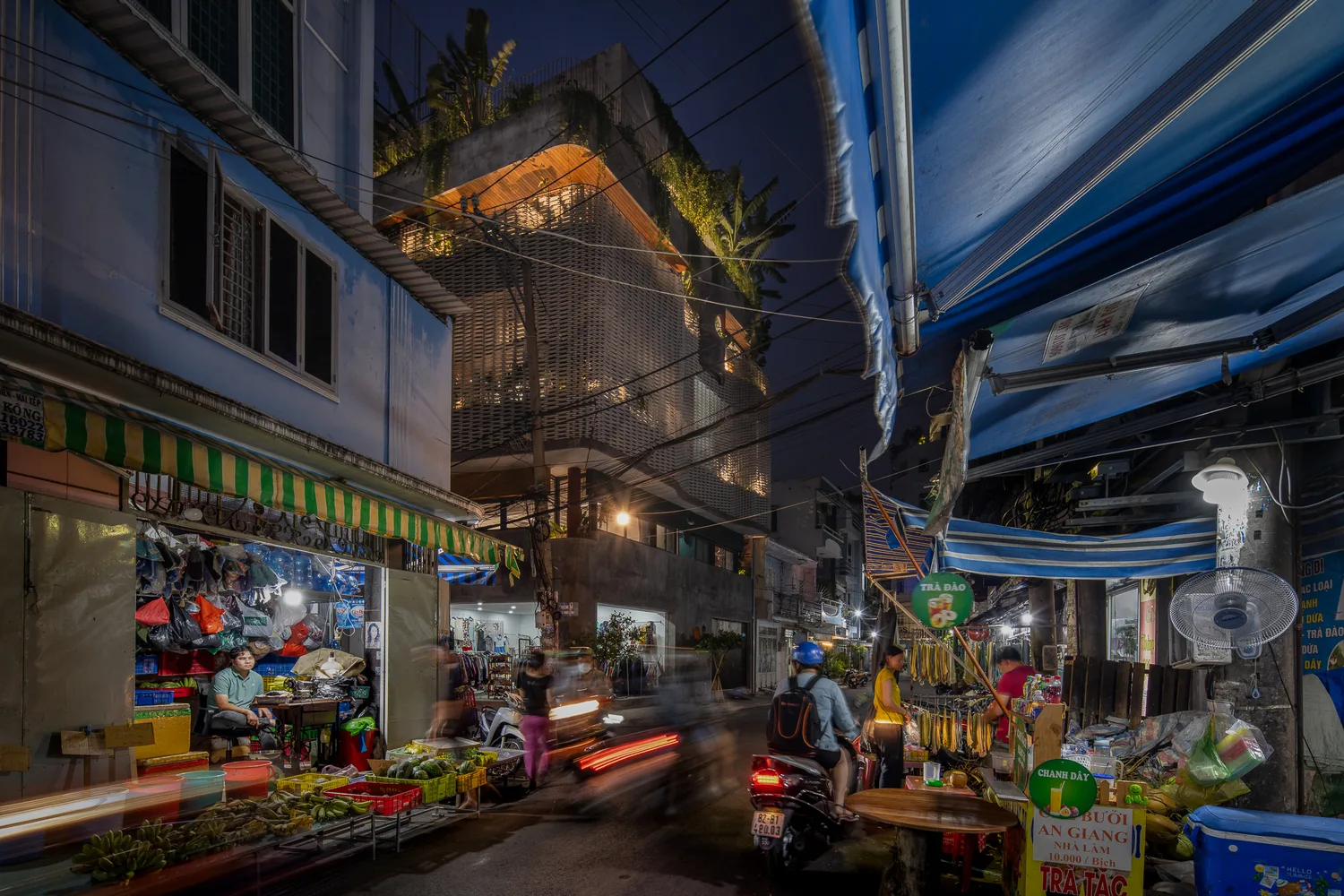 Hoa's House: Ngôi nhà 