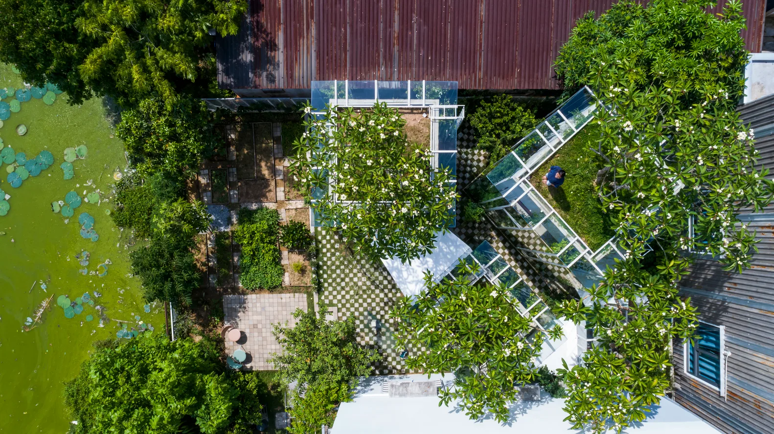Labri House, ngôi nhà an yên như “khu rừng thu nhỏ” của cặp vợ chồng an dưỡng tuổi già tại Huế - Ảnh 2