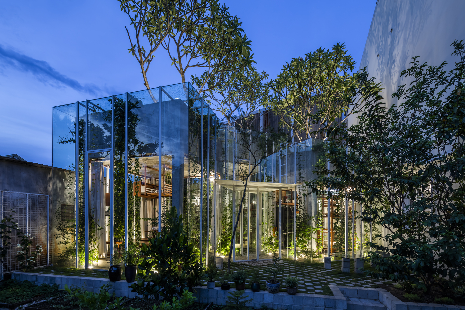 Labri House, ngôi nhà an yên như “khu rừng thu nhỏ” của cặp vợ chồng an dưỡng tuổi già tại Huế - Ảnh 22