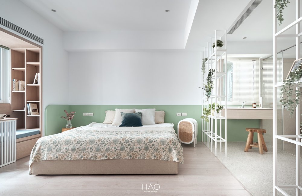 Cải tạo căn hộ nhẹ nhàng với logia xinh xắn, góc nào cũng 
