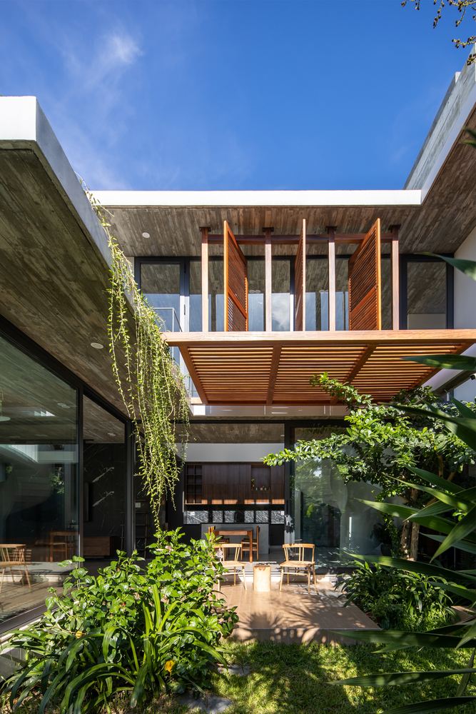 TA House, ngôi nhà xứ Huế ngập tràn ánh nắng, gió trời và cây xanh tươi mát suốt bốn mùa - Ảnh 2