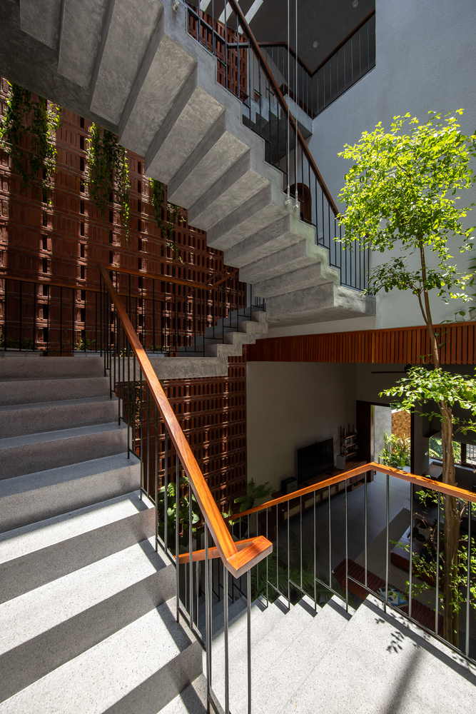 Folding House, ngôi nhà ấn tượng tại Hà Nội lấy cảm hứng từ những nếp gấp của giấy - Ảnh 12