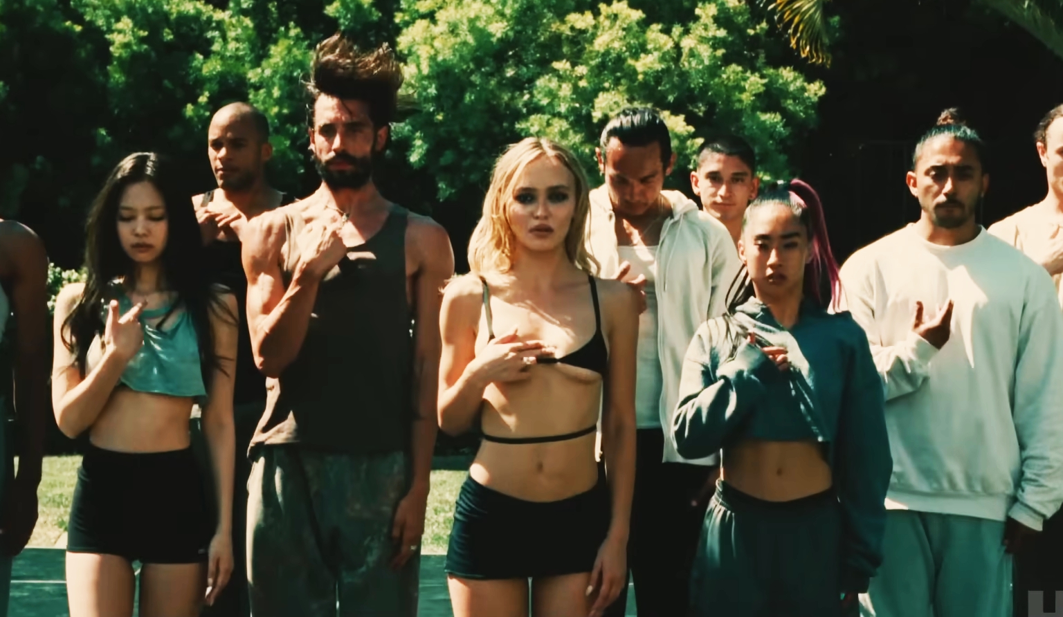 Jennie xuất hiện chớp nhoáng trong trailer 3 của 