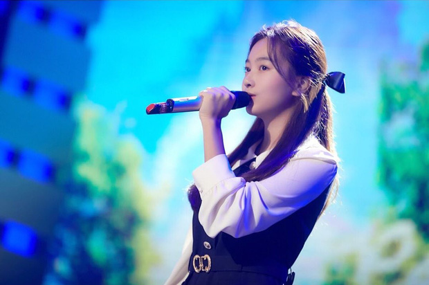 Sao nhí Kal So Won dậy thì thành công tuổi 14 với nhan sắc gây thương nhớ