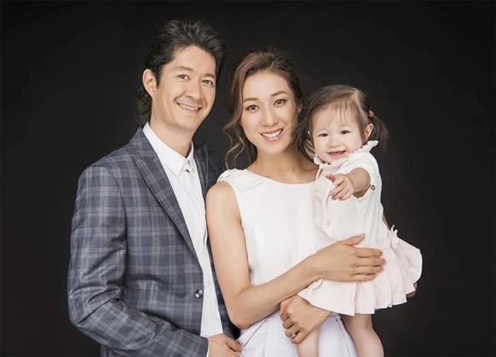 'Hoa đán TVB' Chung Gia Hân thông báo giải nghệ để lo cho gia đình