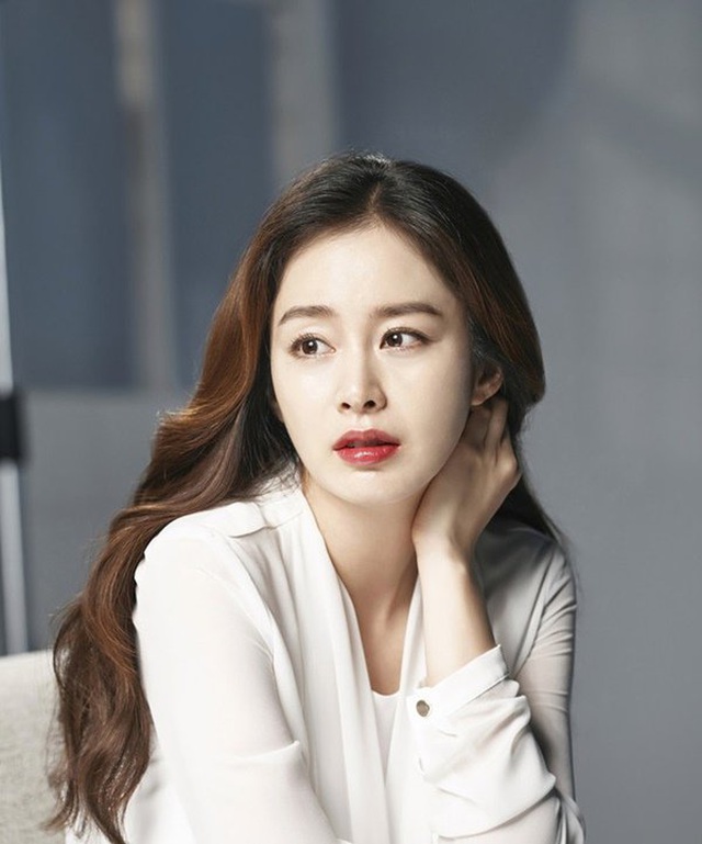 Sao Hàn thi đại học: Kim Tae Hee lọt top 1% điểm cao nhất nước - Ảnh 1