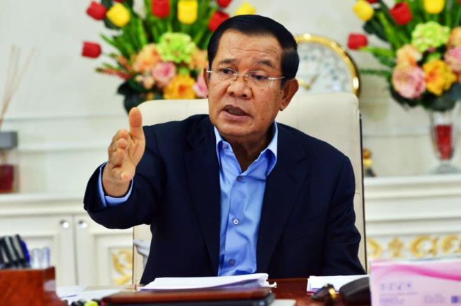 Thủ tướng Campuchia cho tất cả học sinh lớp 12 tốt nghiệp không cần thi.