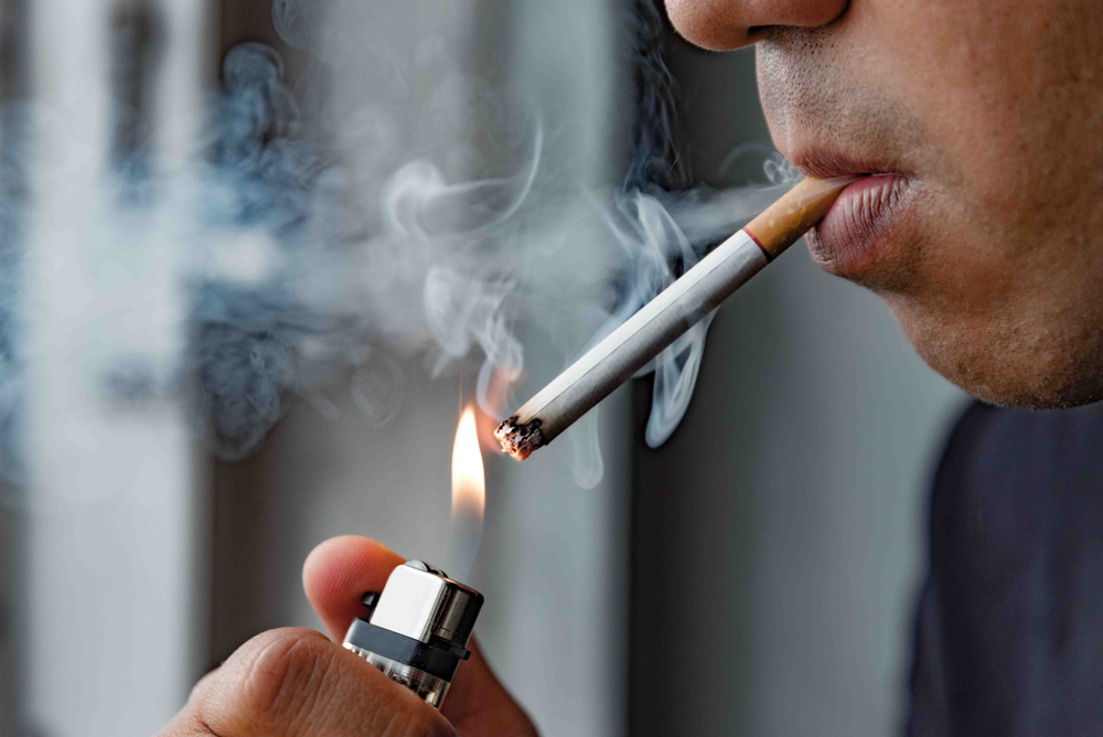 Hút thuốc lá mỗi ngày sẽ làm tăng nguy cơ cao dẫn đến đột quỵ.